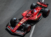 爱游戏入口-红牛车队险胜梅赛德斯，勒克莱尔统治全场