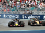 爱游戏网页版-梅赛德斯险胜红牛车队，皮亚斯特里统治全场