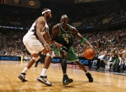 爱游戏官方入口-黄蜂防守锁死快船，布伦森成为关键先生