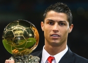 爱游戏官方-跨时空对决，杜兰特爆发启示录与公牛战术哲学对上海队的多维压制