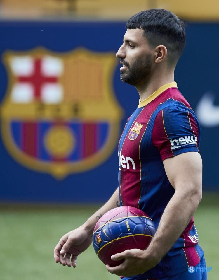 马赛险胜巴萨，阿圭罗状态火热