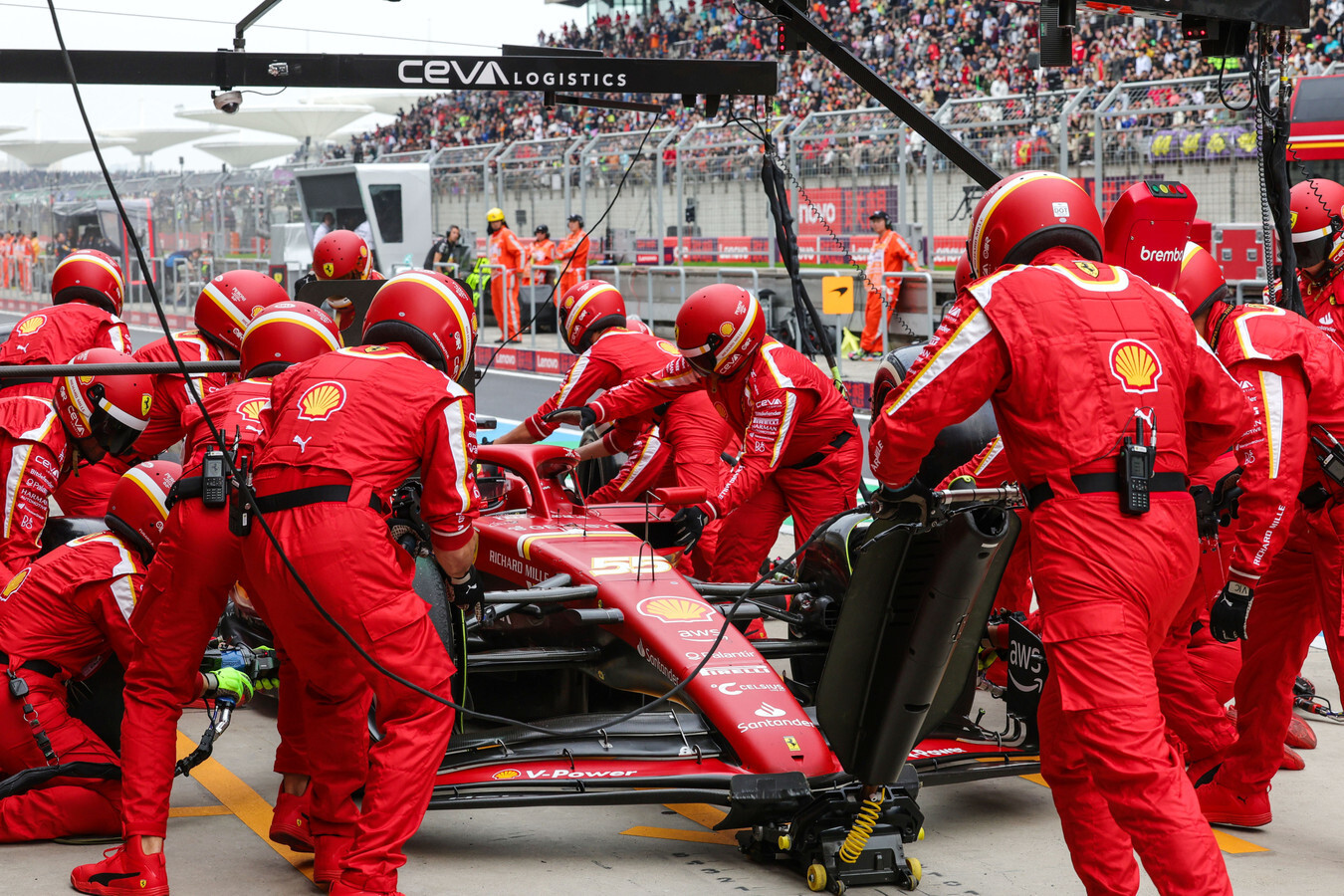 迈凯伦碾压法拉利，诺里斯扛起全队