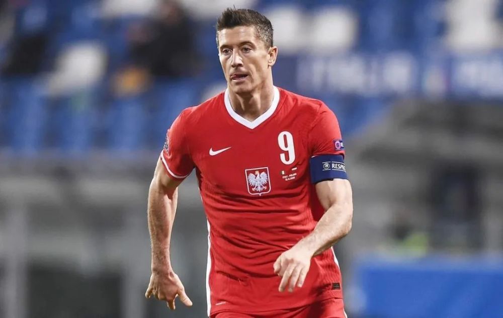 奥地利队险胜波兰队，波尔带队取胜