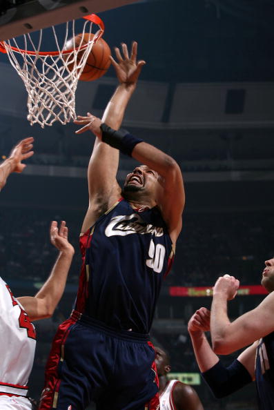 公牛鏖战浙江队，西亚卡姆高光表现