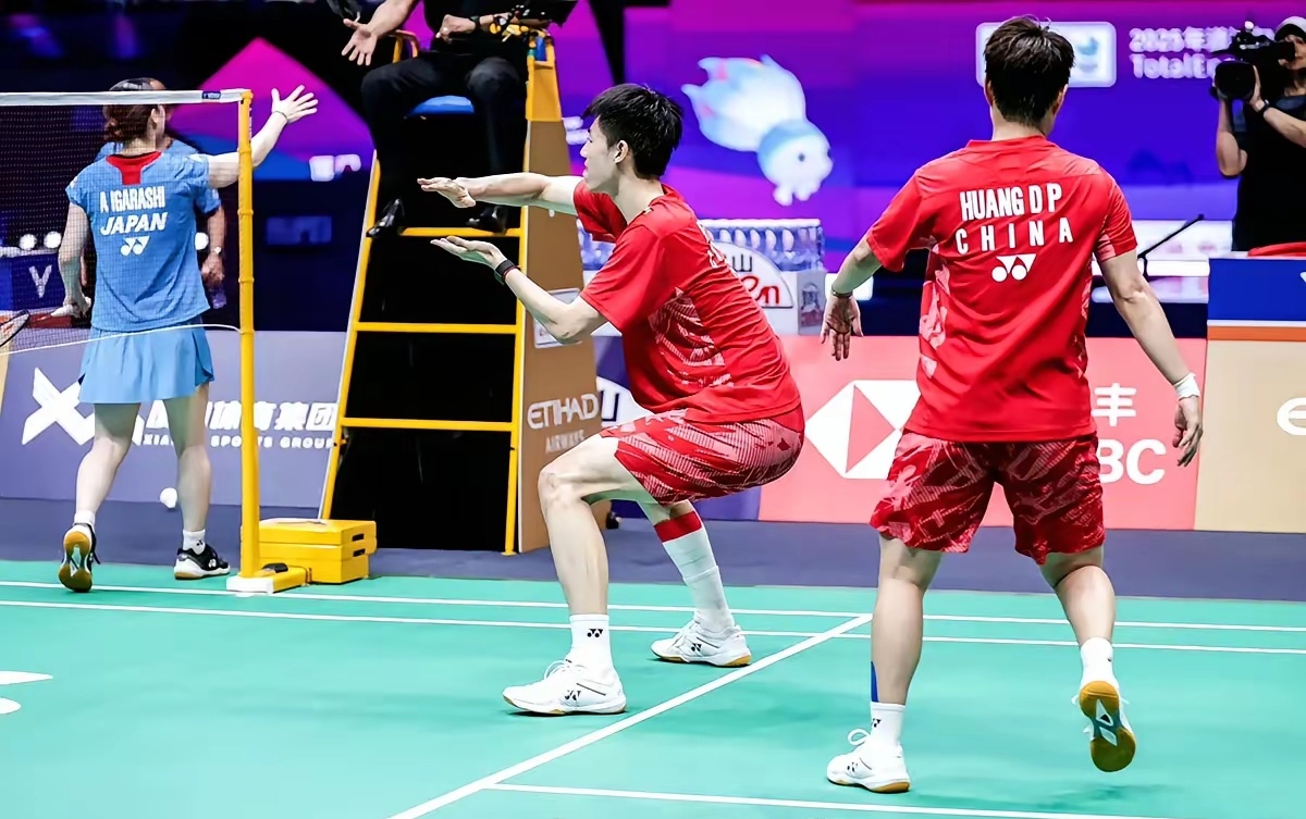 韩国队鏖战瑞典队,梁靖崑统治全场 韩国队鏖战瑞典队,梁靖崑统治全场