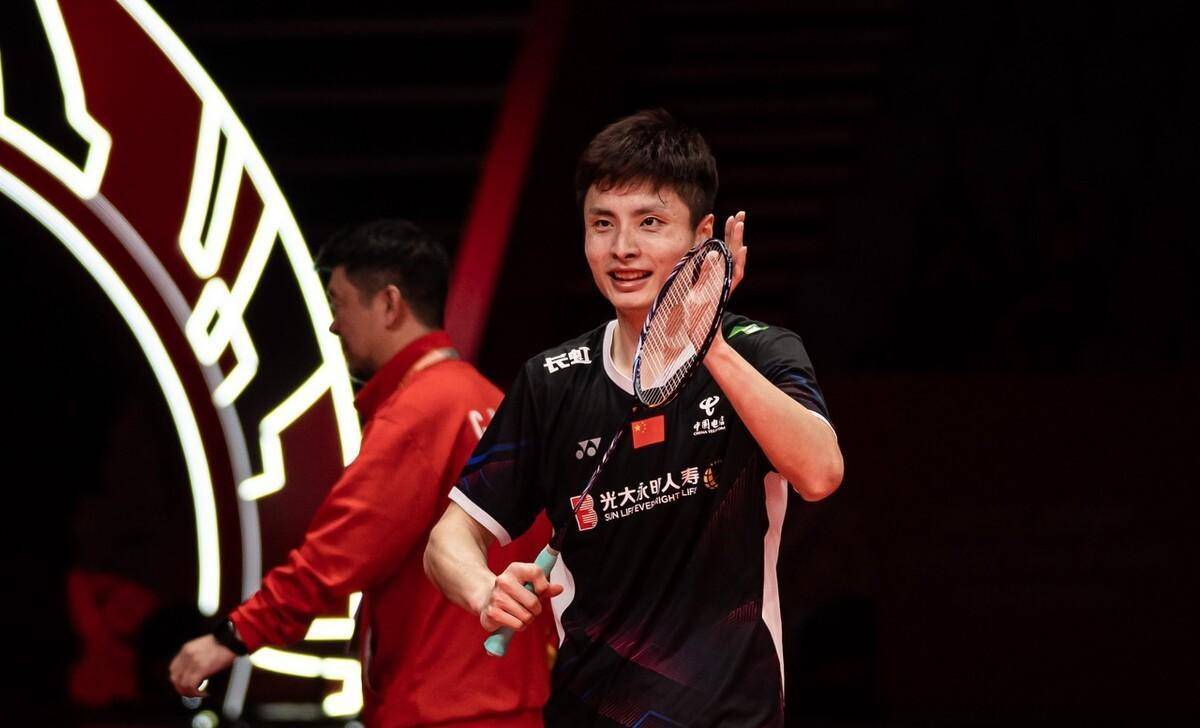 中国队鏖战法国队，石宇奇刷新纪录