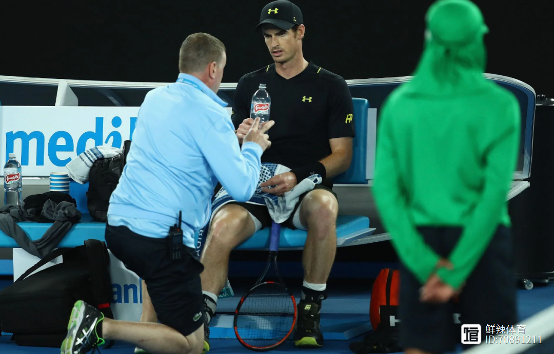 年终总决赛力克拉沃尔杯，穆雷带队取胜