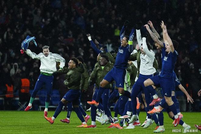 利物浦客场逆袭，争夺欧冠席位