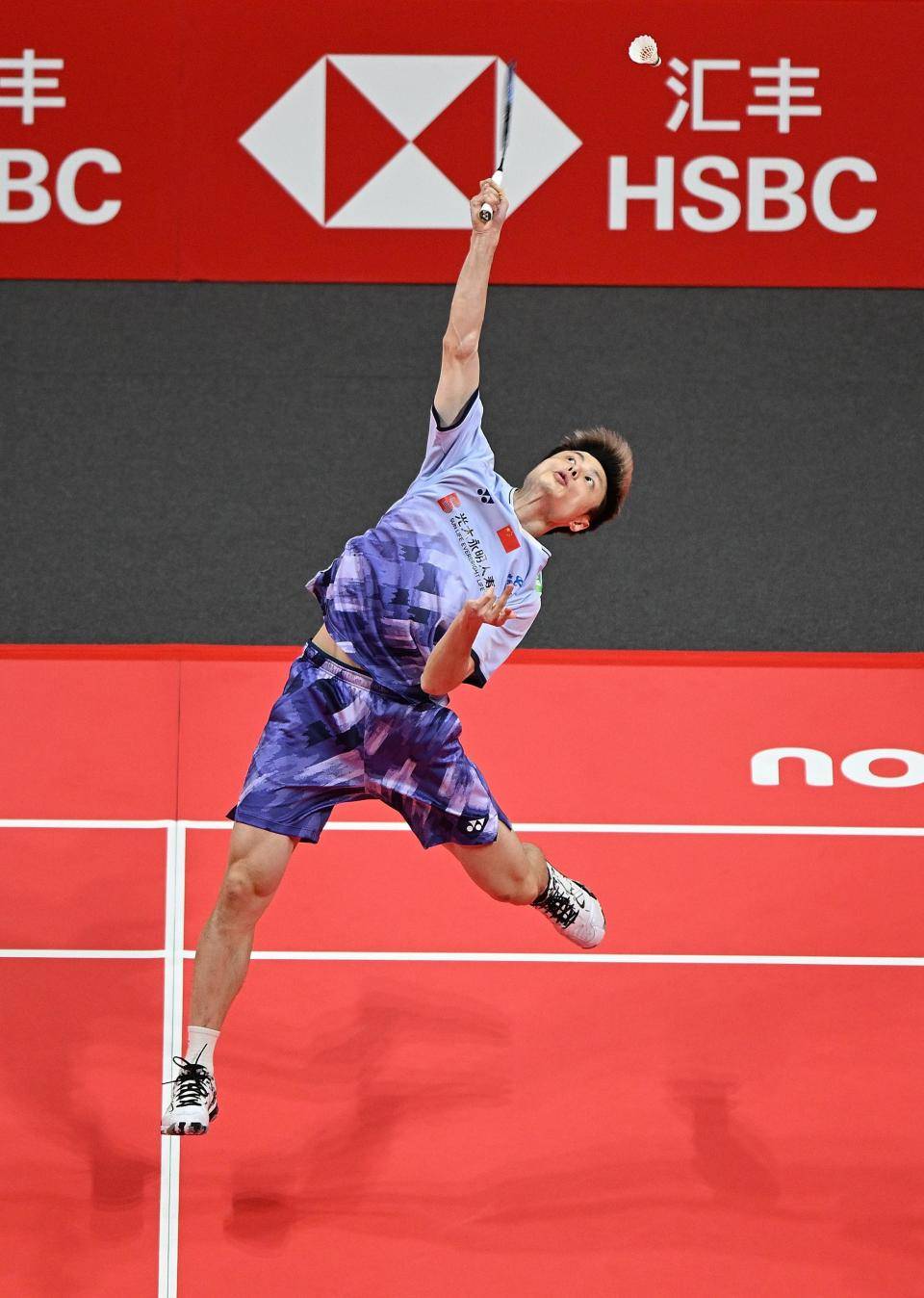 印度队险胜马来西亚队,石宇奇统治全场 印度队险胜马来西亚队,石宇奇统治全场