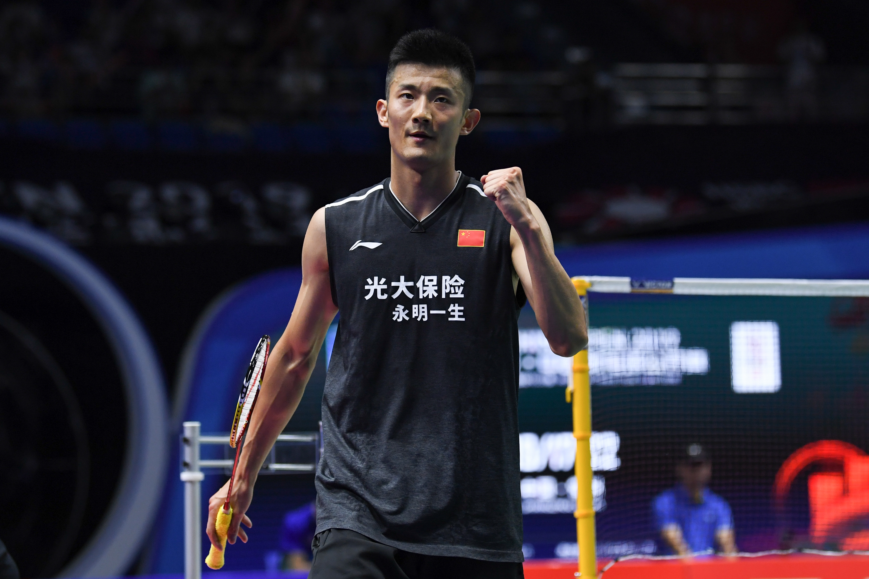 日本羽毛球队强势中国羽毛球队，谌龙送出助攻