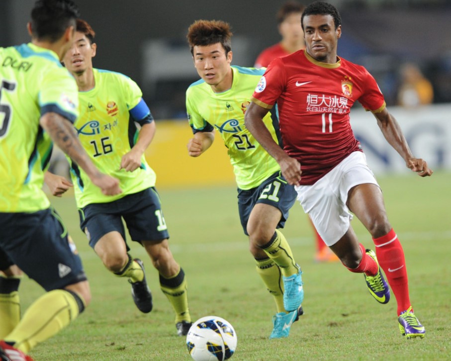 永昌队在亚冠联赛中表现抢眼,平稳晋级 永昌队在亚冠联赛中表现抢眼,平稳晋级