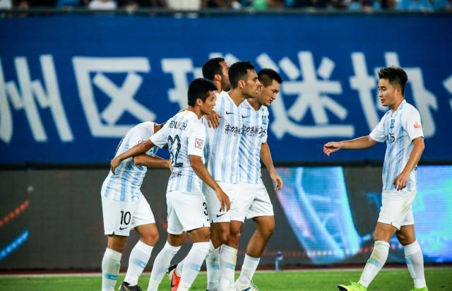 天津泰达全力以赴,追逐胜利 天津泰达全力以赴,追逐胜利