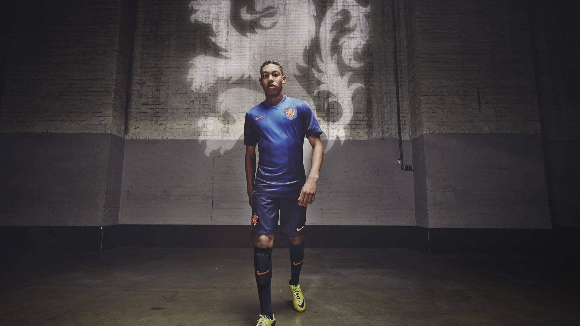 马赛之夜，提前终结的悬念与莱万的关键先生时刻