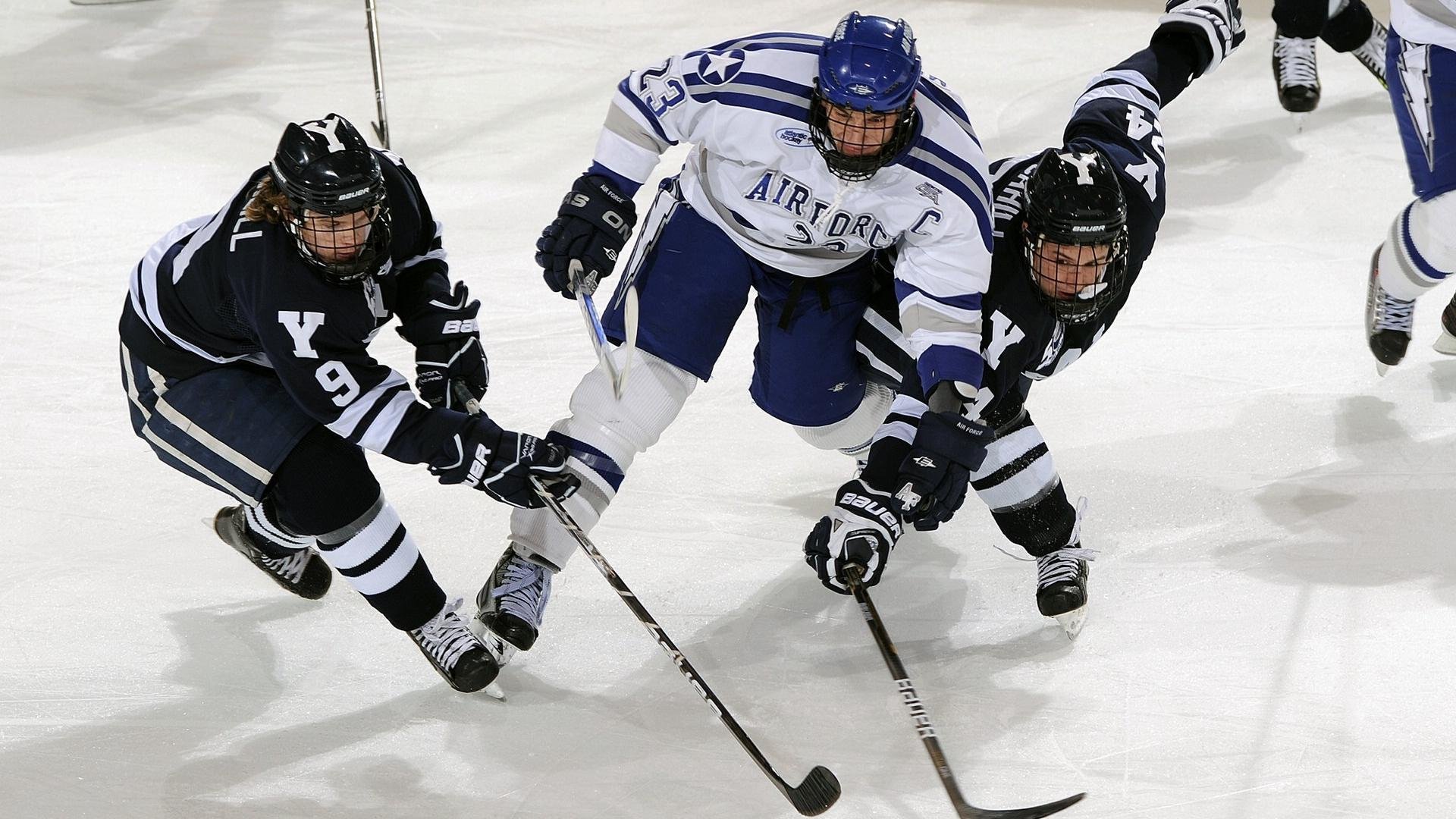 戈贝尔如入无人之境,公牛防线在法国铁塔面前彻底崩塌