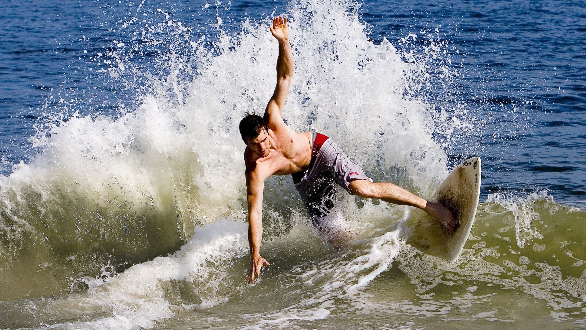 跨界传奇，英格拉姆欧冠半决赛魔术接管，诠释竞技精神的唯一性